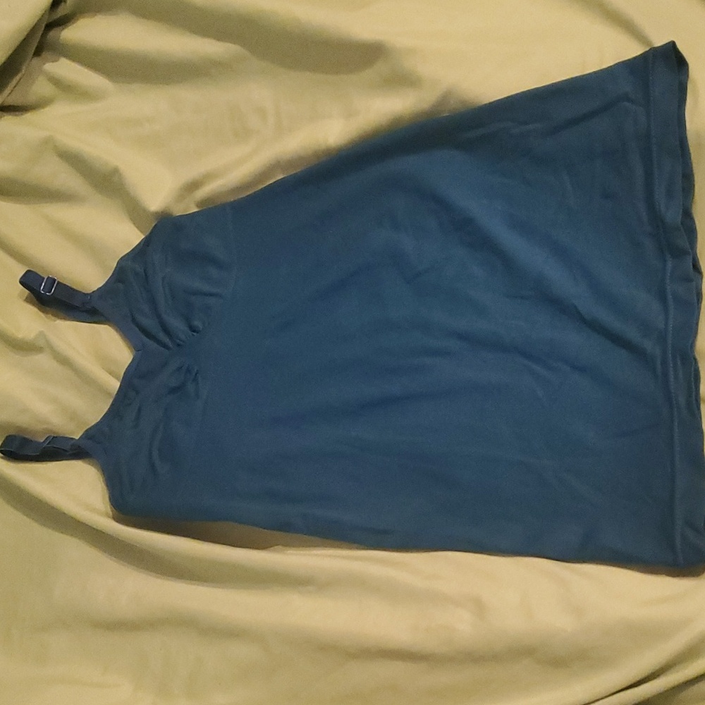 Long green small nursing tank